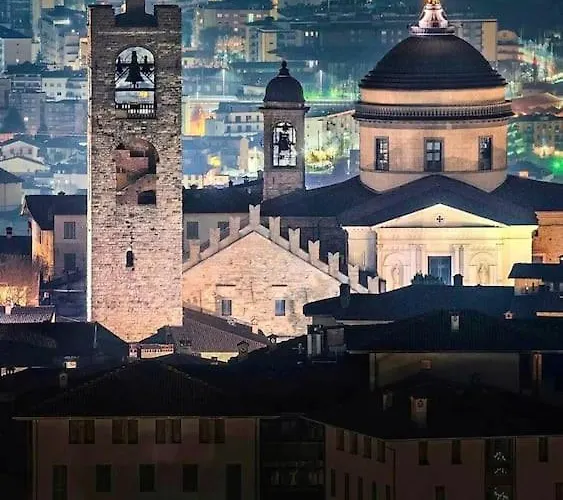 Suite32 Semesterbostad Bergamo